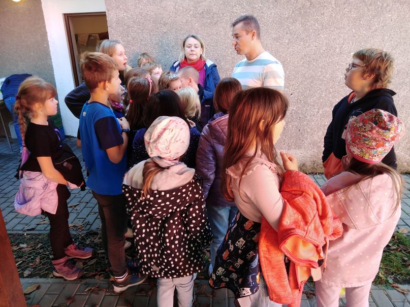 Ukázka moštování s&nbsp;panem starostou